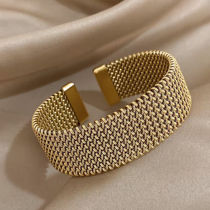 Timeless Woven Elegance Bracelet