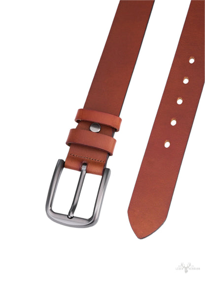Stylish round leather belt for men