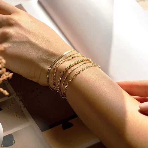 Isabella Vernetta bracelet set
