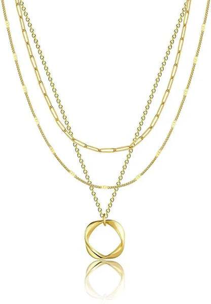Carmen - Vintage necklace with gold chain and pendant