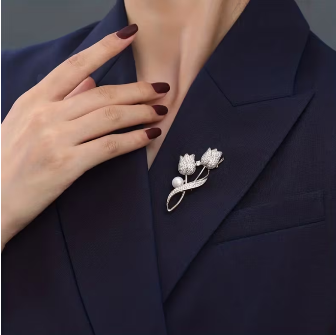 Timeless Tulip Grace Pin