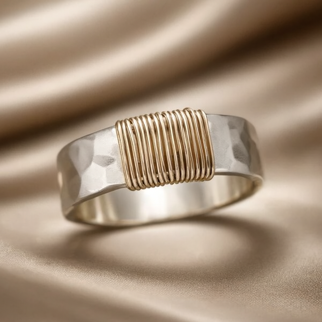 Dual-Tone Golden Thread Silver Ring