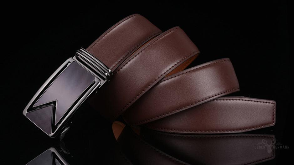 Zarino Jewellery's leather belt for an elegant style